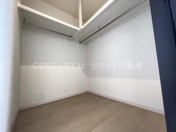 クイン　クレスト