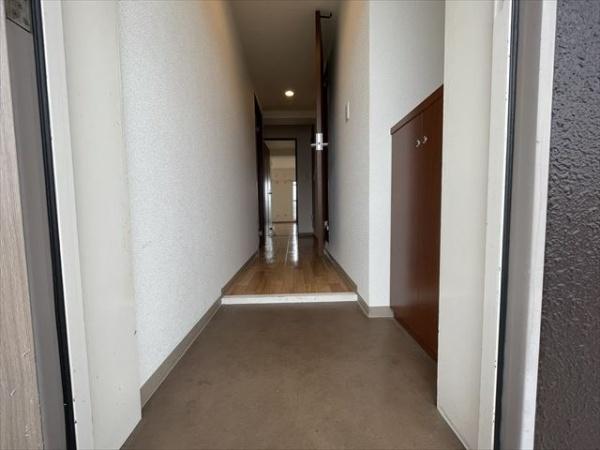 八尾市南植松町４丁目のマンション