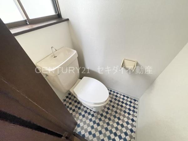 柏原市今町2丁目戸建て（屋上・ガレージ付き）
