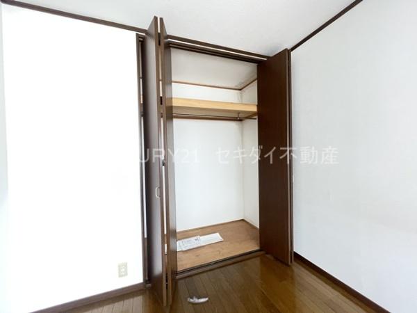 柏原市今町2丁目戸建て（屋上・ガレージ付き）