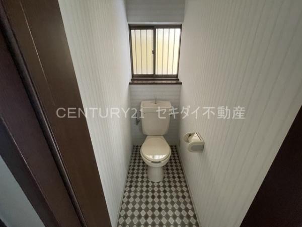 柏原市今町2丁目戸建て（屋上・ガレージ付き）