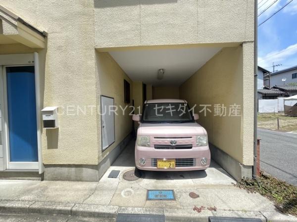 柏原市今町2丁目戸建て（屋上・ガレージ付き）