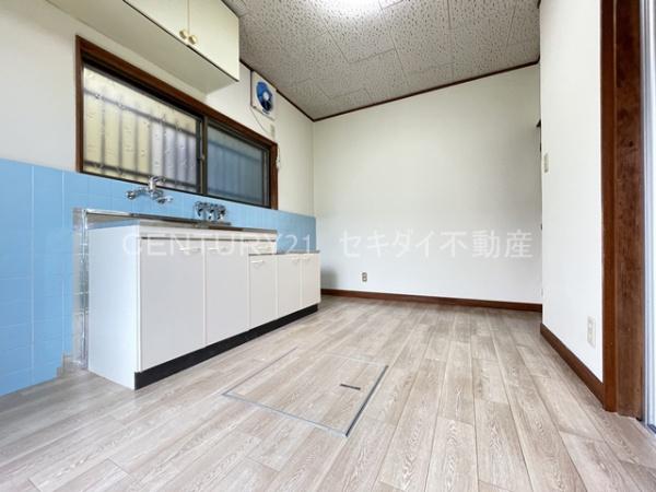 高安町南5丁目戸建て