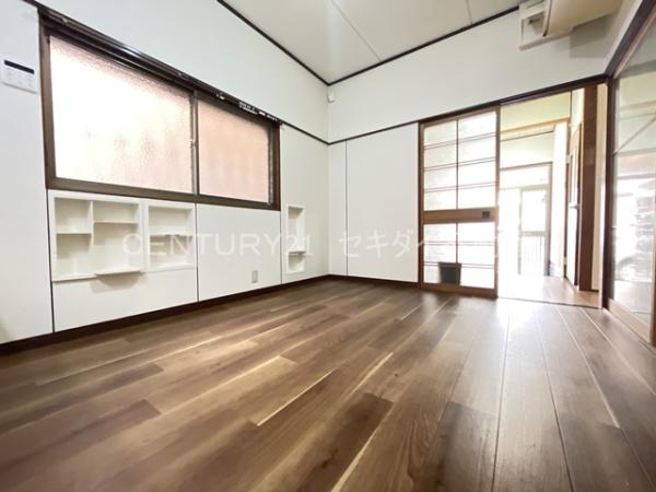 川北3丁目ガレージ付戸建
