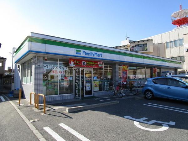 フジパレス光南町(ファミリーマート八尾光南町店)