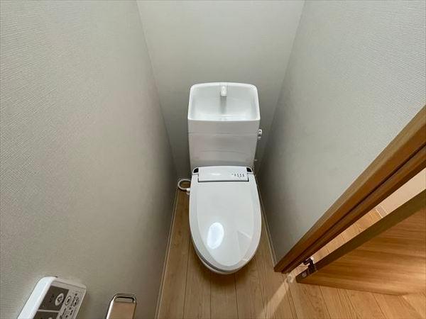 メビウス八尾