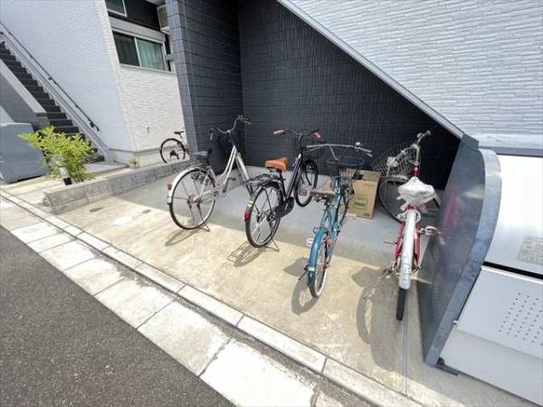 LazwardHigashiOsaka(ラズワルド)