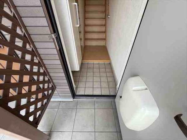 大阪市平野区長吉六反２丁目のアパート