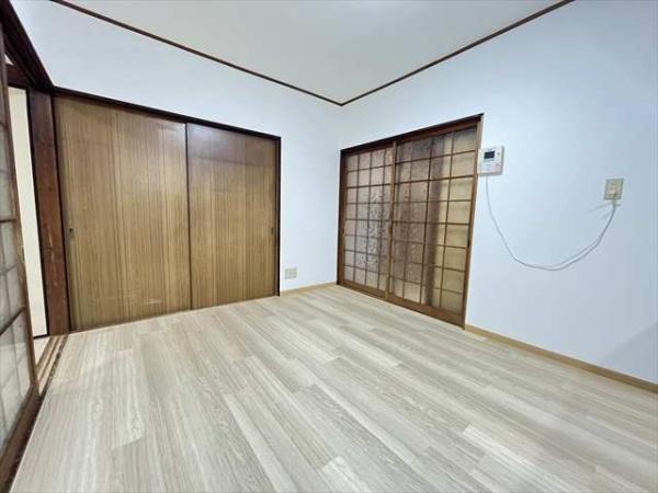 久宝寺4丁目戸建て