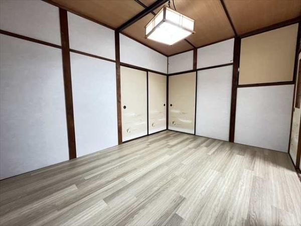 久宝寺4丁目戸建て
