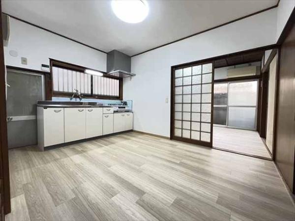 久宝寺4丁目戸建て