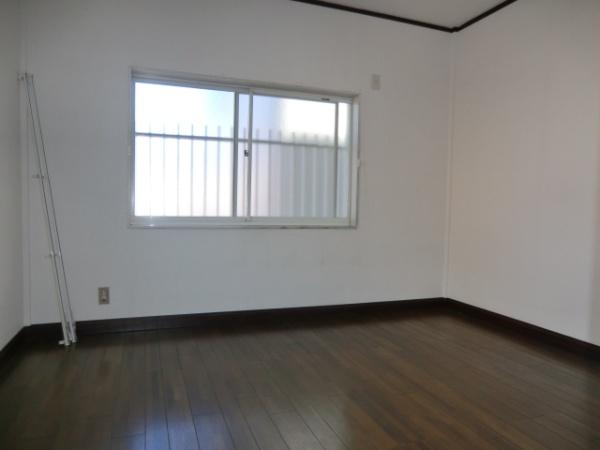 天王寺屋6丁目戸建て（ガレージ付き）
