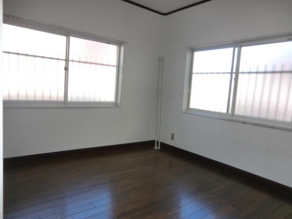 天王寺屋6丁目戸建て（ガレージ付き）