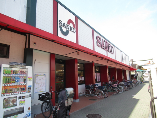 バッジ　トモイ　エスト6(スーパーサンコー弥刀店)