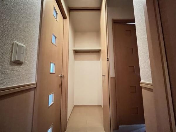 アピテ高安