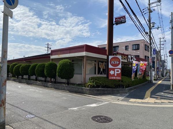 サンライズ青山(ガスト八尾高美店)