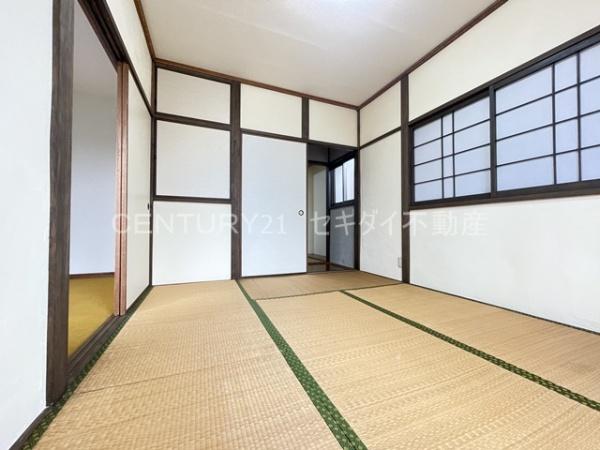 柏原市安堂町貸家