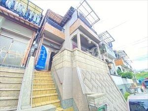 柏原市安堂町貸家