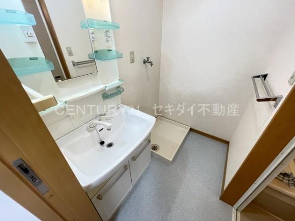 山本町北3戸建て（角地）
