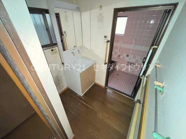 西山本5丁目戸建て