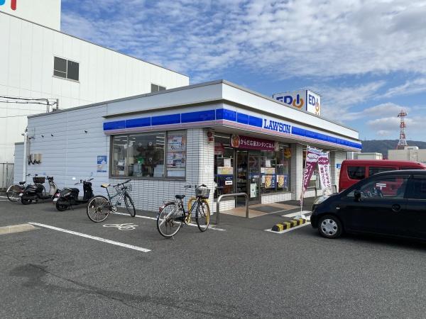 丸信ハウスII(ローソン八尾沼店)