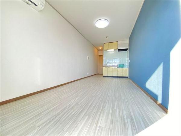 スクエアメゾン志紀