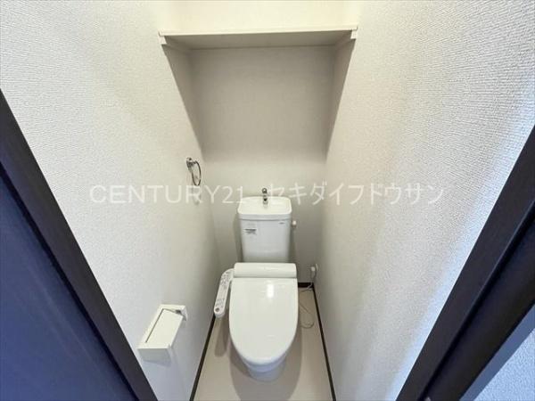 アクイラ