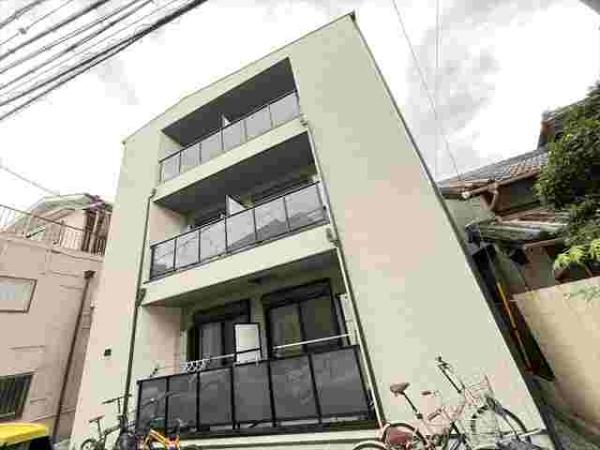 ANDTERRACETOMOI