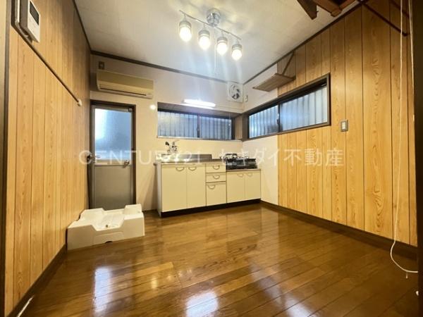 本郷4丁目戸建