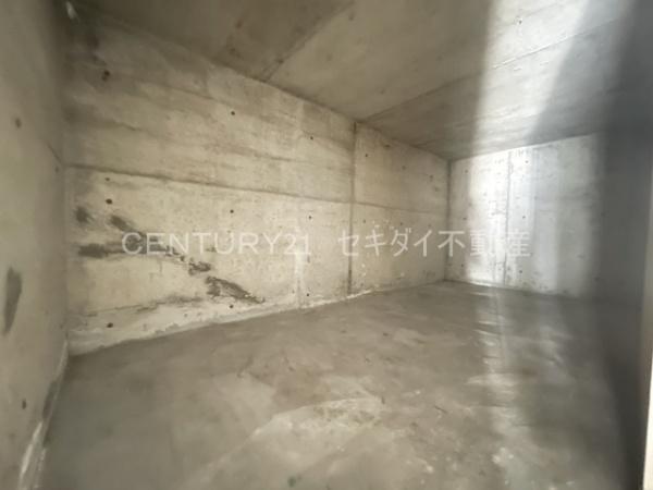 友井1丁目ガレージ付戸建