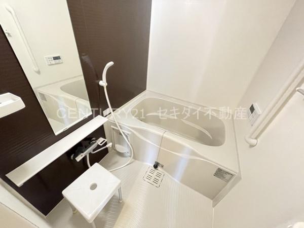ユニヴァリィオリゼー