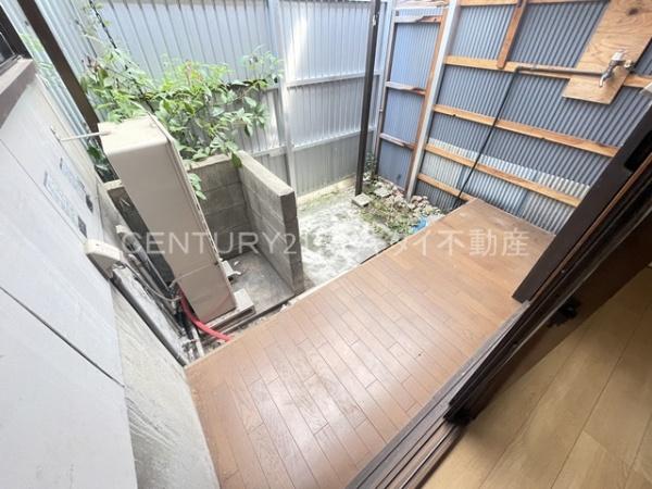 高安町北5丁目テラスハウス