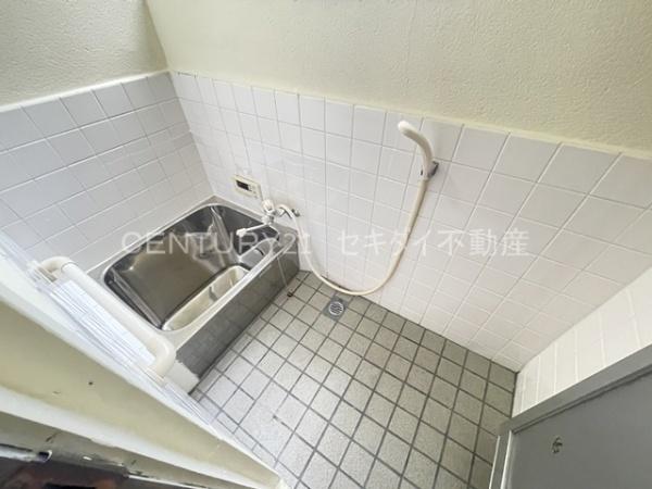 高安町北5丁目テラスハウス