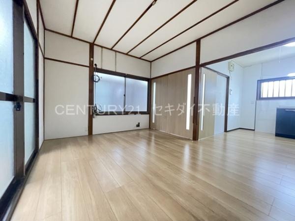 高安町北5丁目テラスハウス