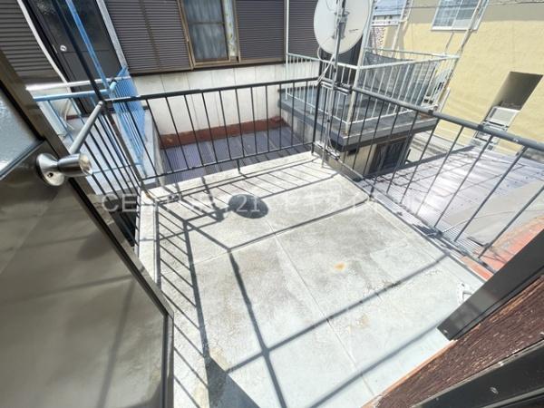 高安町北5丁目テラスハウス