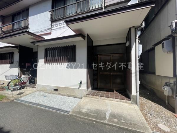 高安町北5丁目テラスハウス