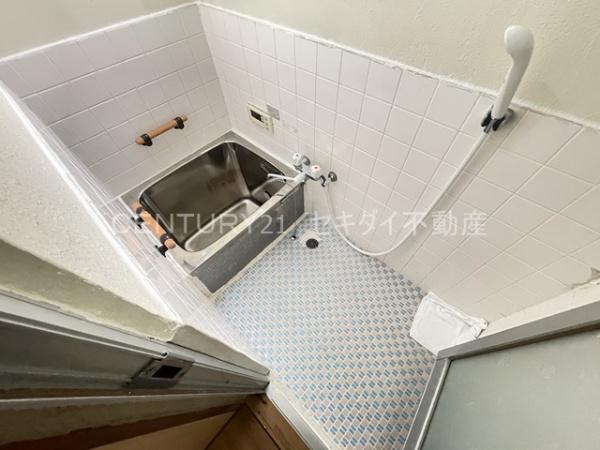 高安町北5丁目テラスハウス