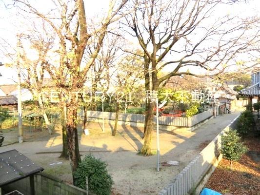 久宝寺５丁目ガレージ付き戸建て