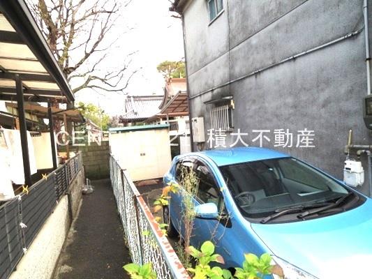久宝寺５丁目ガレージ付き戸建て