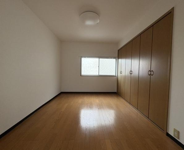 八尾市亀井町２丁目の貸家