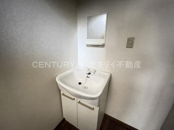 八尾市亀井町２丁目の貸家