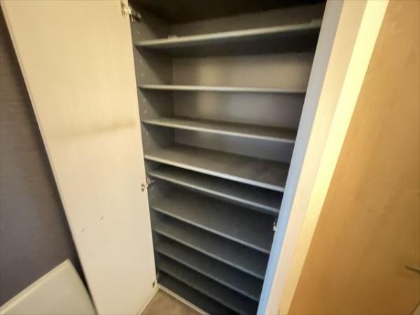 八尾市萱振町１丁目のアパート