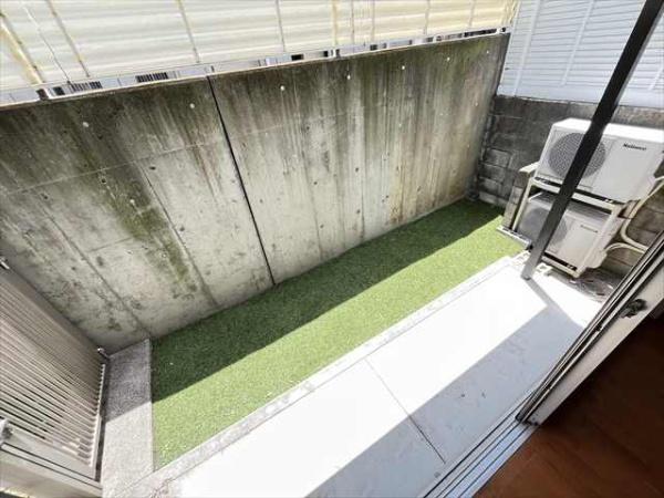 八尾市萱振町１丁目のアパート