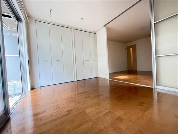 八尾市萱振町１丁目のアパート