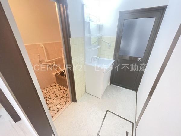 法善寺4丁目ガレージ付戸建