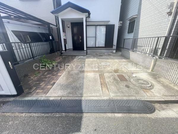 青谷ガレージ付戸建