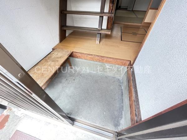 今町2丁目貸家