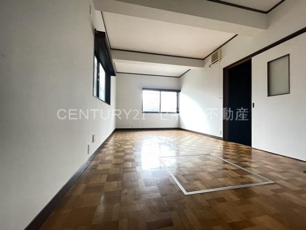 太田1丁目ガレージ付戸建