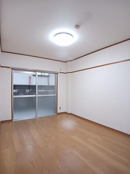 八尾市南亀井町２丁目のアパート