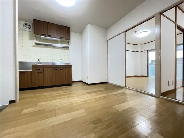 八尾市南亀井町２丁目のアパート